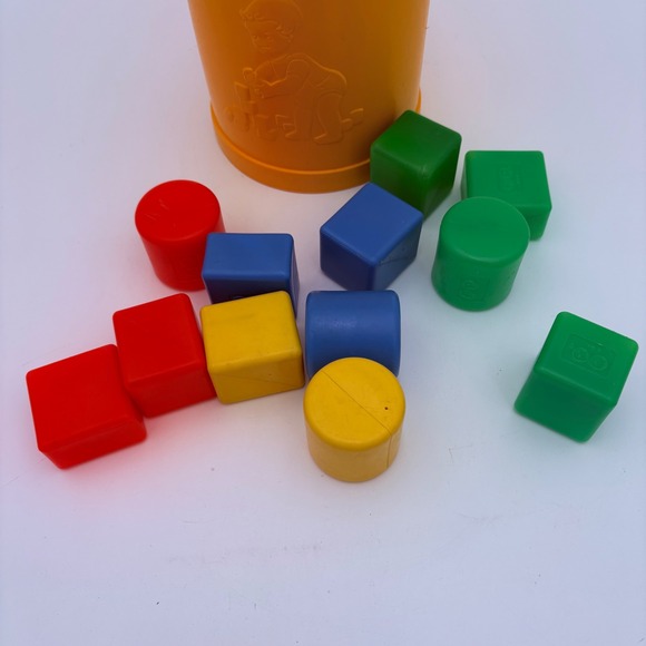 Vintage 1977 Fisher Price Baby's First Shape Sorter Toy USA lots of blocks - Picture 2 of 9